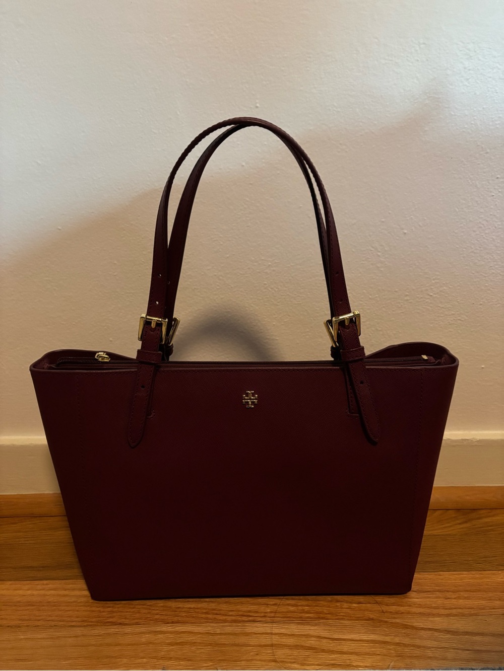 Tory Burch York Small Buckle Tote